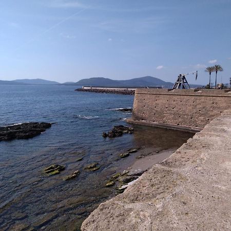 Piazza Ginnasio Affittacamere Alghero Exterior foto
